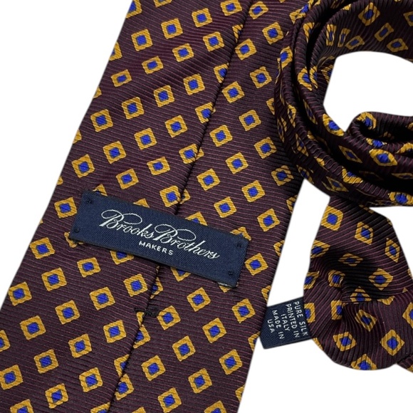 BROOKS BROTHERS Burgundy Geometric Silk DESIGNER Tie USA - Picture 3 of 4
